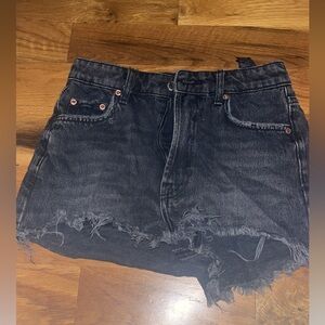 Zara size 2 black denim shorts